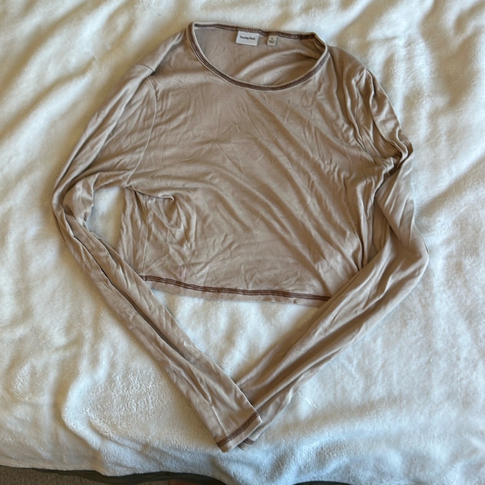 Aritzia Sunday Best Cropped Ribbed Long Sleeve Tee